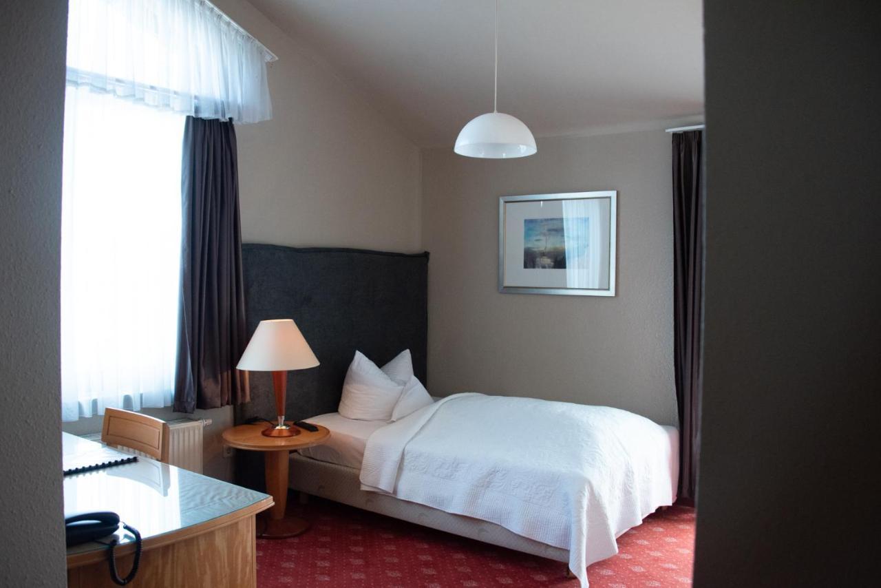 Hotel Das Kleine Ritz Фелльбах Экстерьер фото