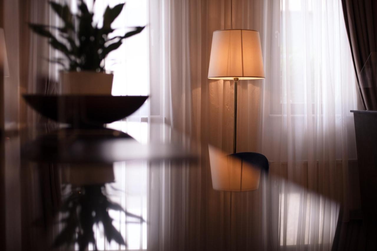 Hotel Das Kleine Ritz Фелльбах Экстерьер фото
