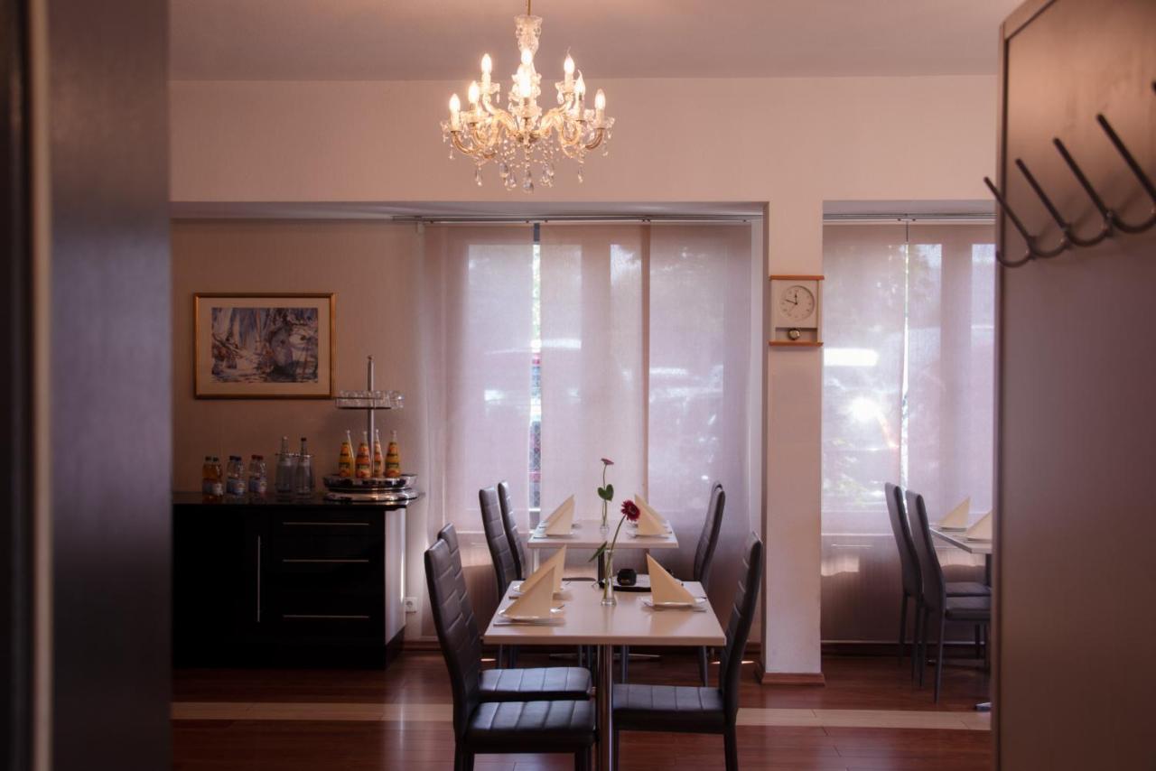Hotel Das Kleine Ritz Фелльбах Экстерьер фото